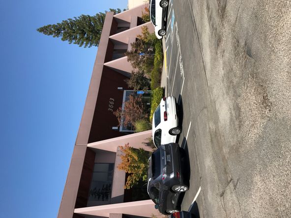 3663 N Laughlin Rd, Santa Rosa, CA 95403